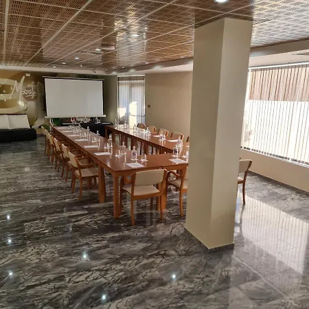 Maritur - Adults Only البوفيرا